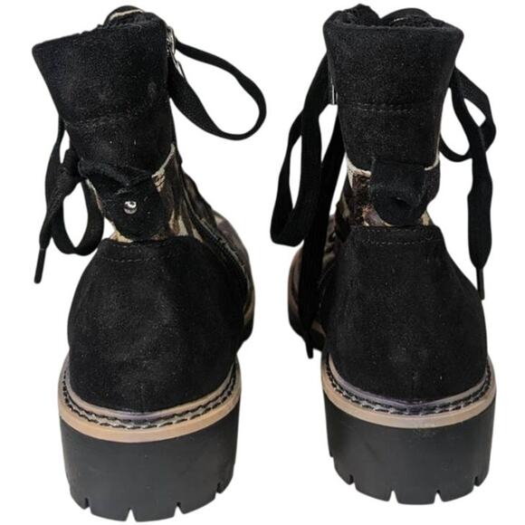 Me‎ Too Genuine Leather Santos Combat Boots Camo Suede 7M Memory Foam Padded - Picture 6 of 16